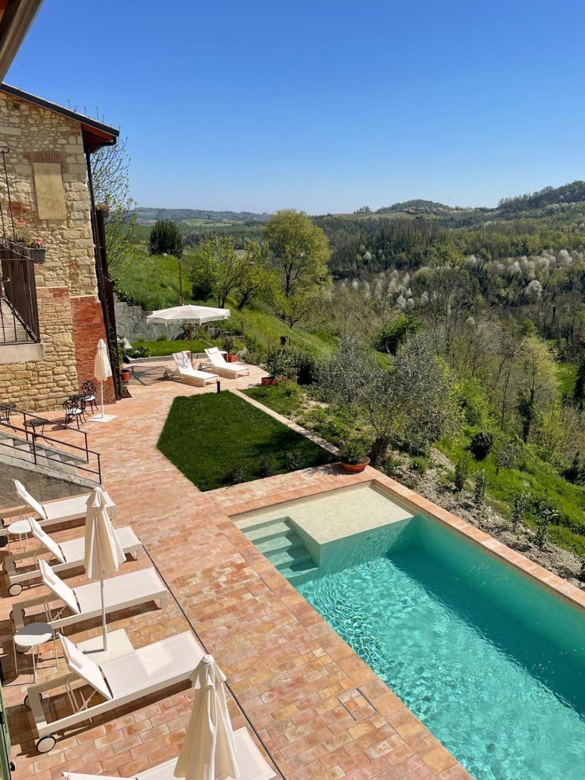 Relais Dal Cavaliere Castellino (Asti) Exterior foto